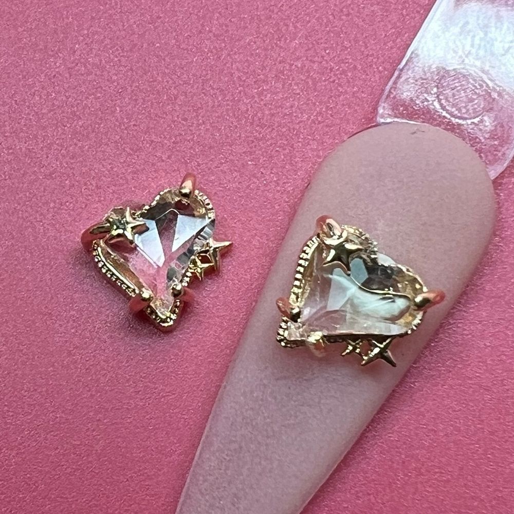 Clear Crystal Heart Nail Charms — Feature Review